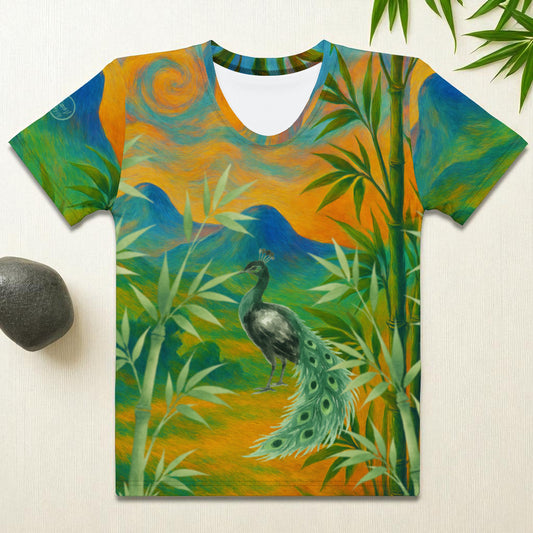 Camiseta de mujer bambú y pavo real, vista plana frontal con diseño de paisaje, bambú y pavo real