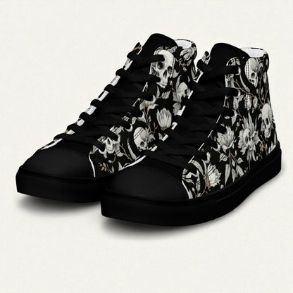 Par Zapatilla alta negra mujer  con calaveras y flores  vista diagonal