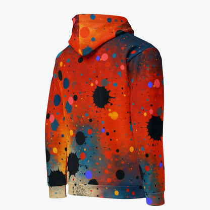 Sudadera con capucha Umbral en vista tres cuartos  derecha destacando el dibujo en cuerpo y mangas.