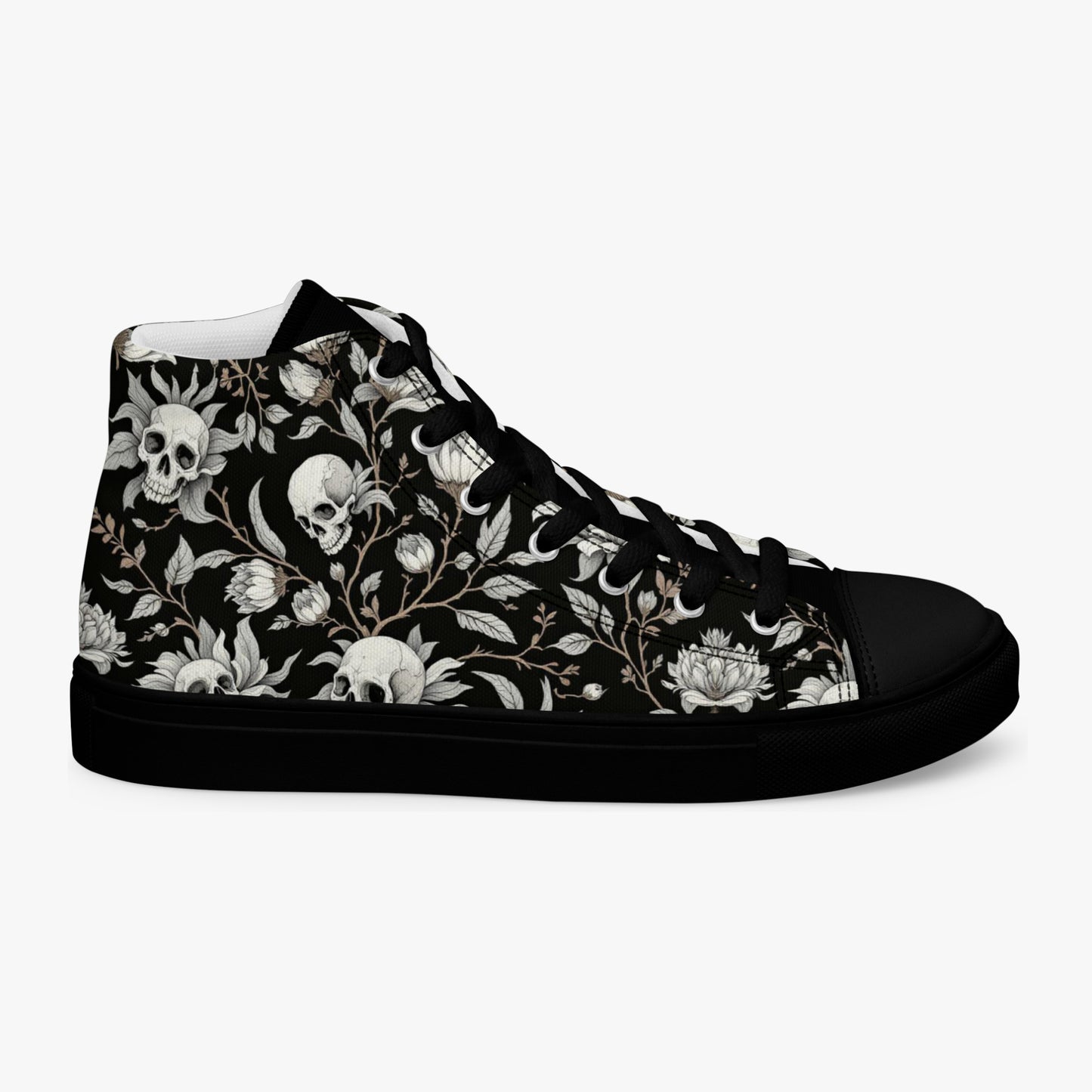 Zapatilla alta negra hombre lado derecho con calaveras y flores   
