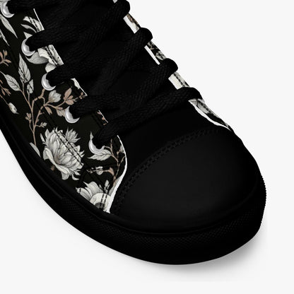 Zapatillas altas mujer con calaveras y flores vista detalle 