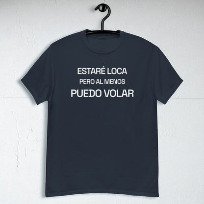 camiseta colgada en percha estaré loca pero al menos puedo volar color navy