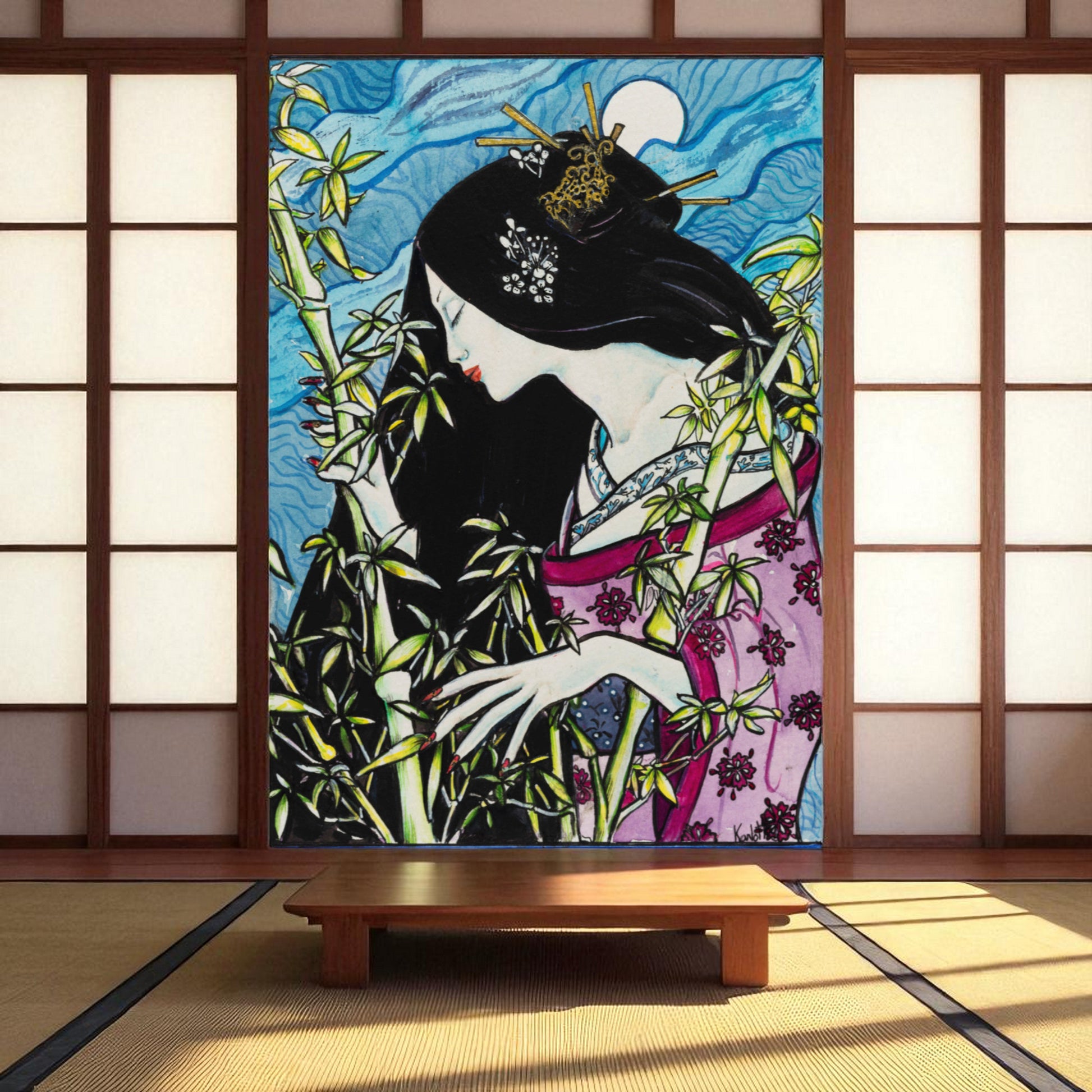 Póster Bambú y Luna en sala japonesa con tatami, figura femenina entre cañas de bambú y luna llena.  Reproducción en alta calidad de obra original de Kuzen Saha
