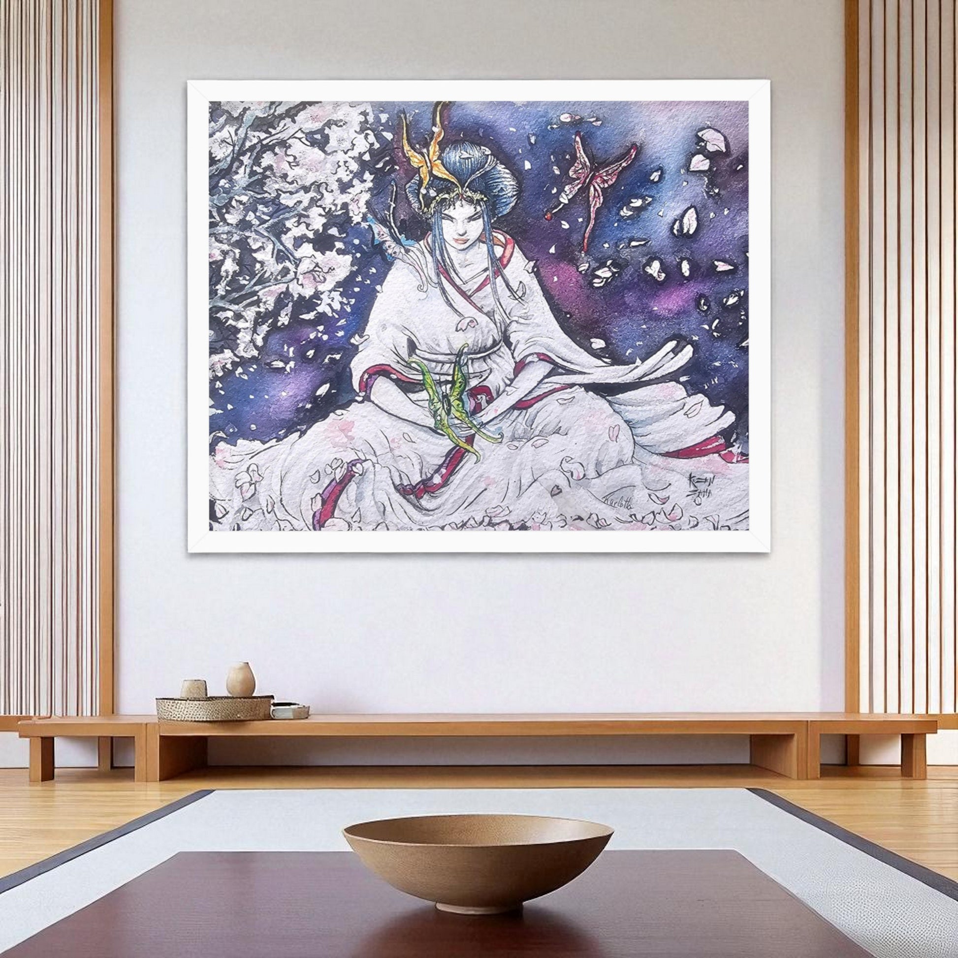 Póster Paz Interior colgado en sala luminosa, figura femenina en meditación con flores de cerezo