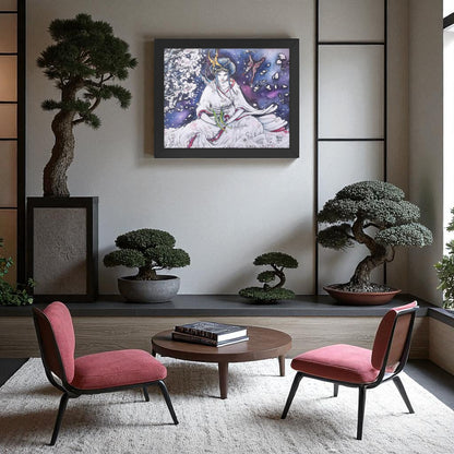 Póster Paz Interior enmarcado colgado en salón con bonsáis, arte en acuarela y tinta china